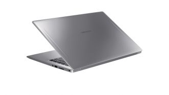 Medion Akoya P15648 back web