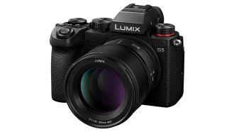 Pana LUMIX S 85mm F1