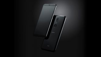 Sharp AQUOS V image 1
