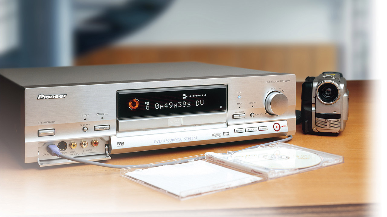 Det 2 DVD RECORDER DVR 7000 in use web