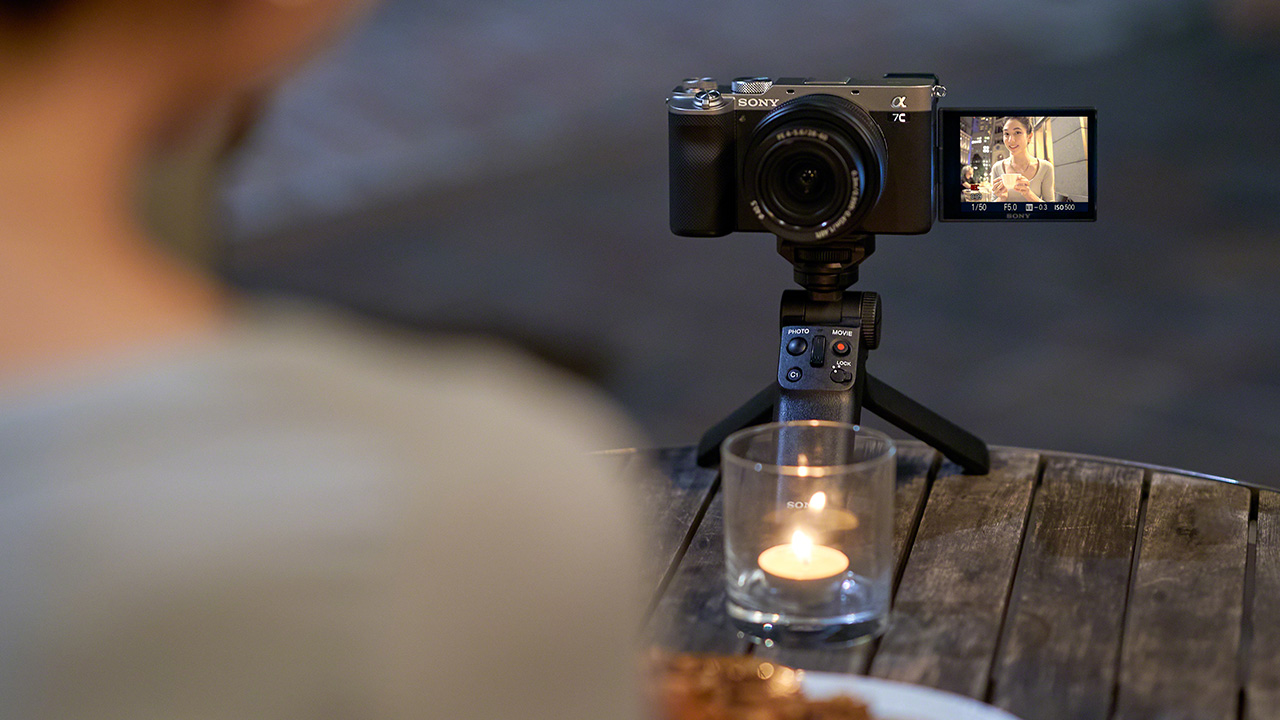 A7C SEL2860 Lifestyle von Sony web
