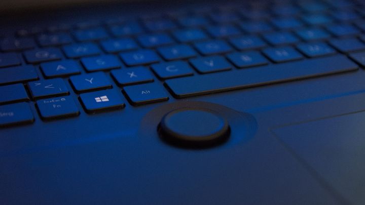 asus studibook 16 jog rad web