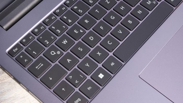 matebook d16 tastatur web