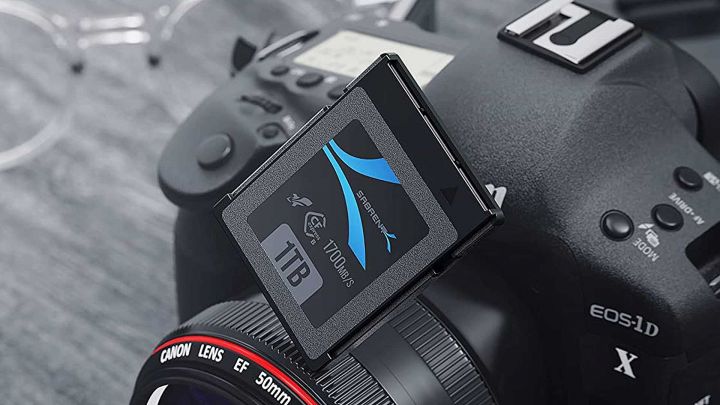 Sabrent Rocket CFX: CFexpress-Type-B-Speicherkarte mit bis zu 1 Terabyte