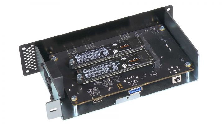 Sonnet Echo Dual NVMe Thunderbolt Dock w SSDs web