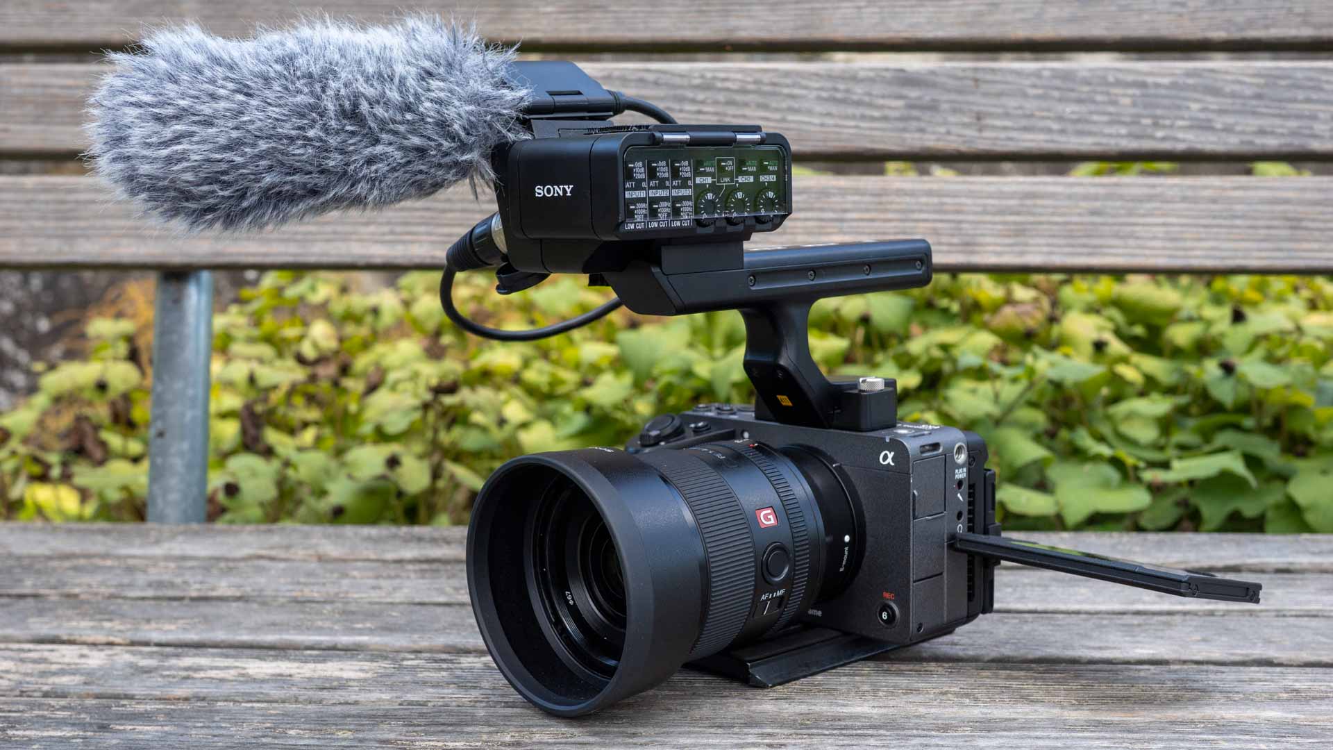 Sony ILME-FX5: 5K Open Gate, interne X-OCN RAW-Aufnahme und großes Display