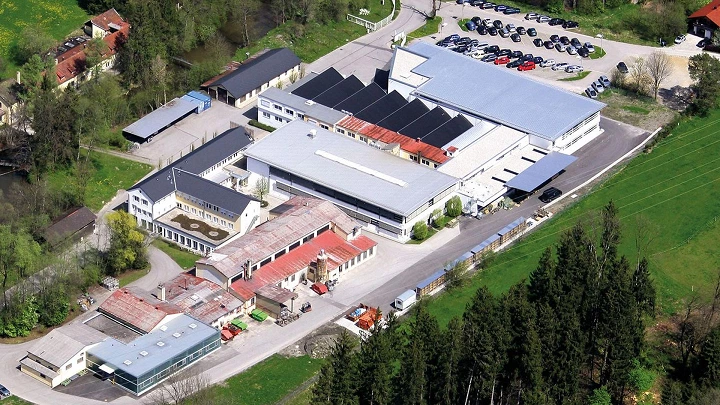 Arri schließt zwei Standorte, entlässt 150 Mitarbeiter