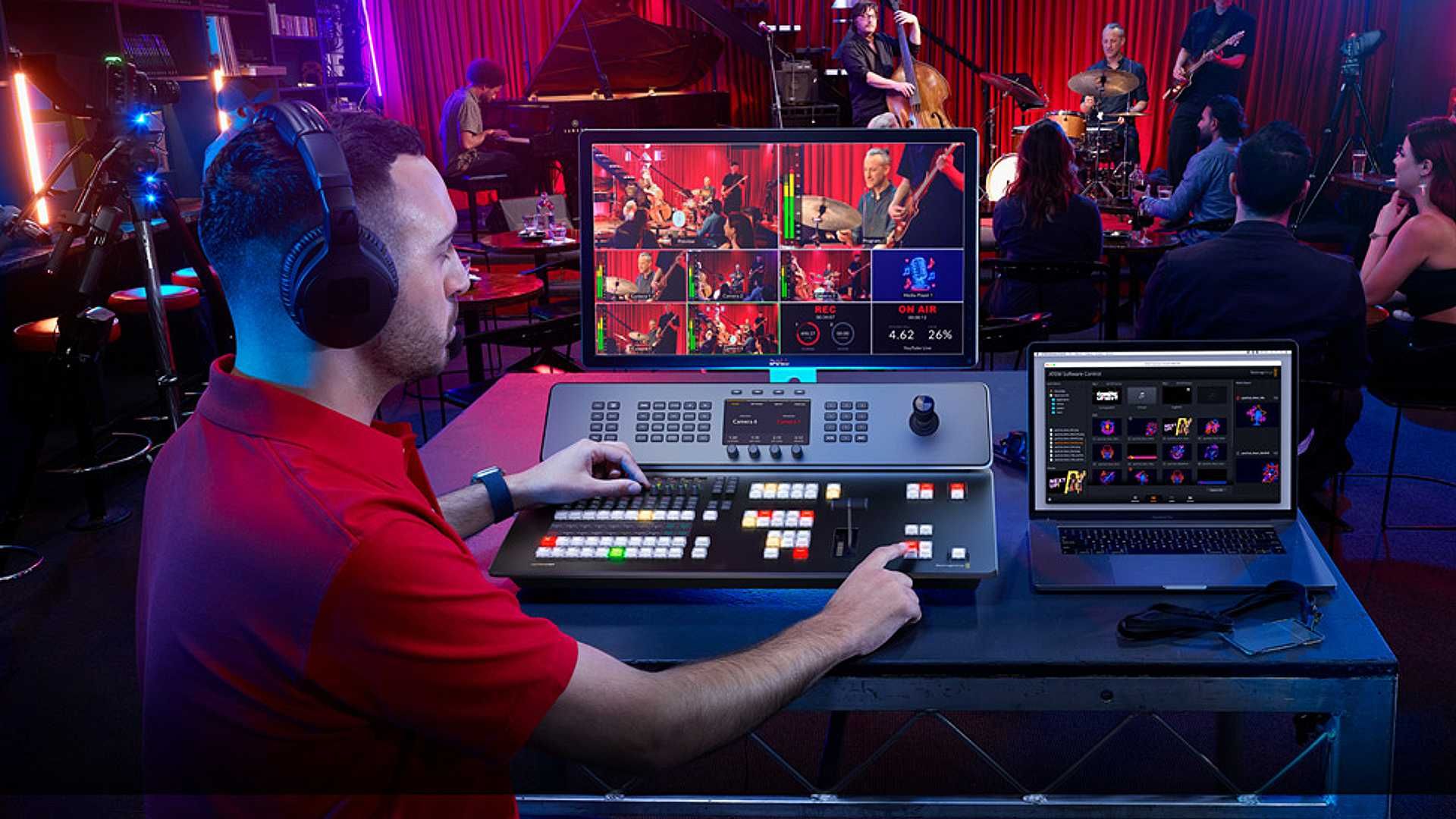 Blackmagic Atem Television Studio 4K8: 12G-SDI-Live-Produktionsmischer fu00fcr UHD-60p