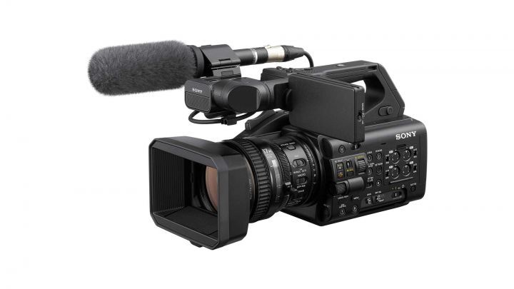 Sony PXW-Z300: 3-Chip-1/2-Zoll-Camcorder mit 4K-Auflu00f6sung